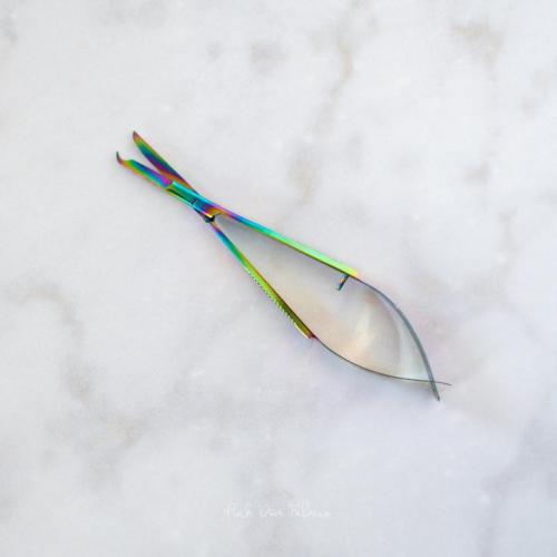 EZ Stitch Snip with Hook Blade - 4.5 inch