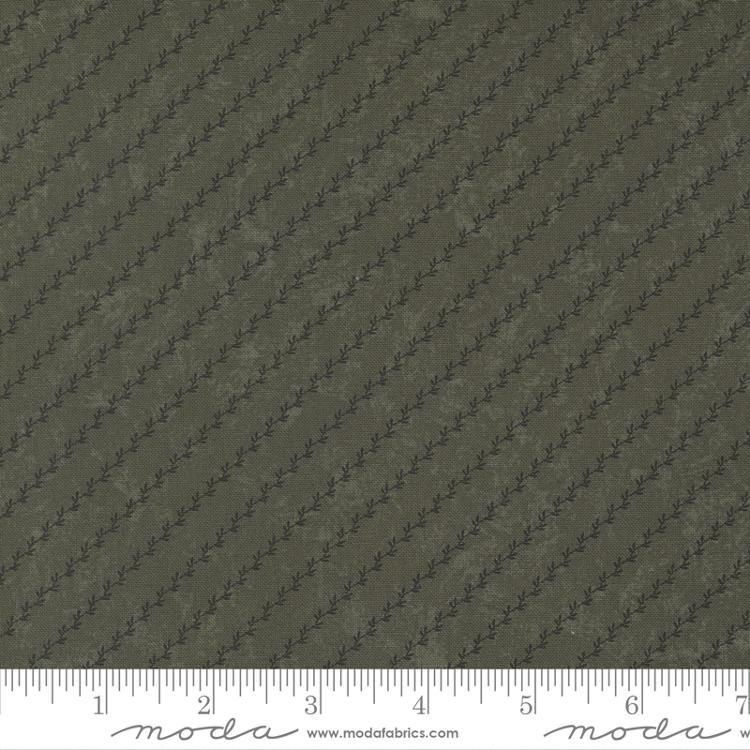 Daffodils & Dragonflies Green