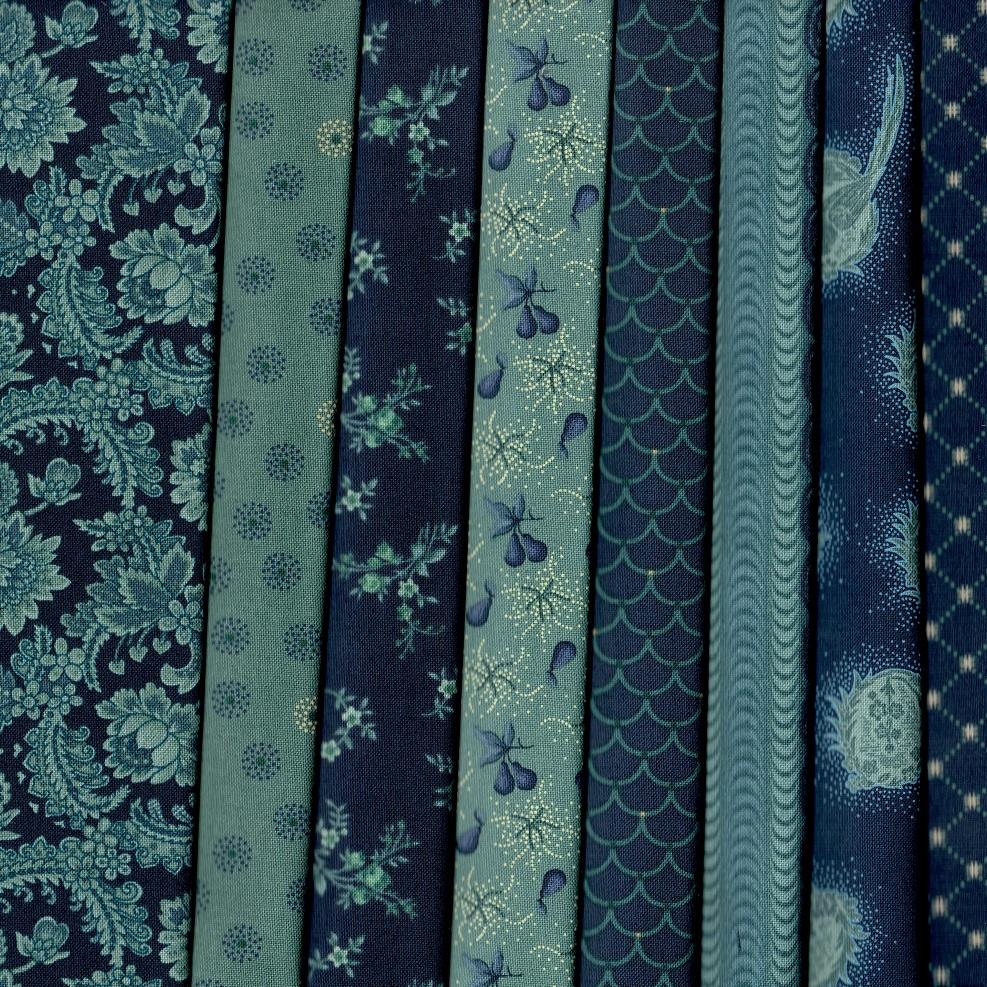 Willow Hollow Fabric Pack - 8 Fat Quarters