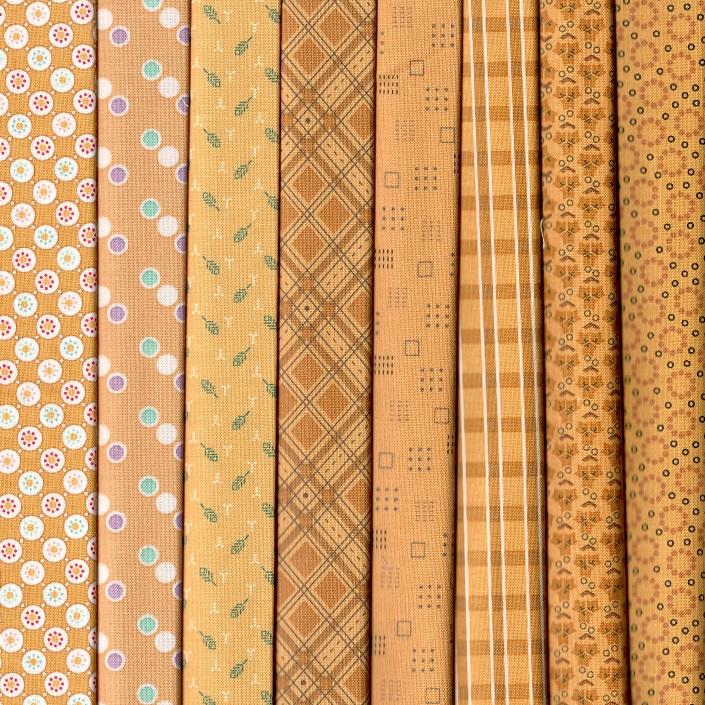 Lori Holt Fat-Quarters Fabric Pack - 8 Fat Quarters