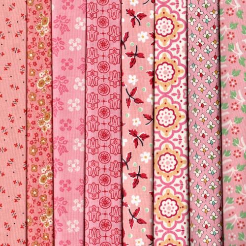 Lori Holt Fat-Quarters Fabric Pack - 8 Fat Quarters