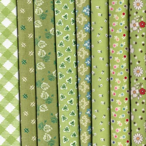 Lori Holt Fat-Quarters Fabric Pack - 8 Fat Quarters