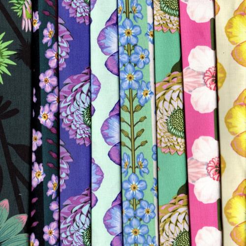 Iconic Fabric Pack - 8 Fat Quarters