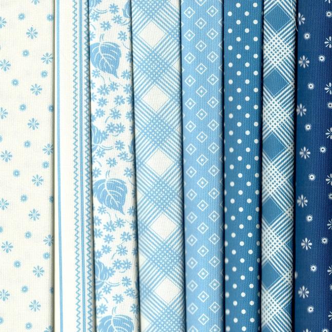 Daisy's Bluework Fabric Pack - 8 Fat Quarters