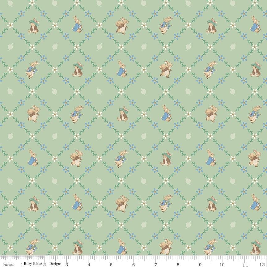 Peter Rabbit™ & Benjamin Bunny™ Lattice Green