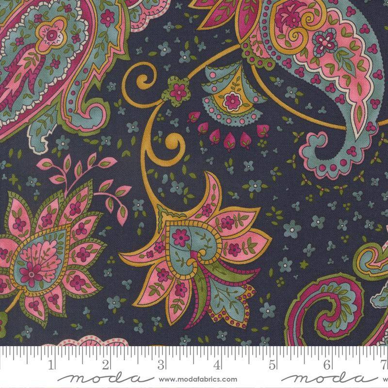 Chelsea Garden Posh Paisley Midnight