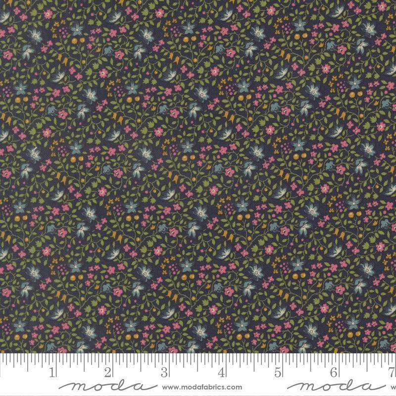 Chelsea Garden Ambling Vine Midnight