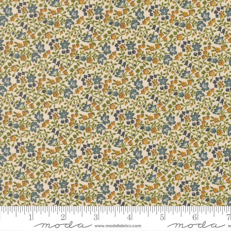 Chelsea Garden Ambling Vine Porcelain Peacock