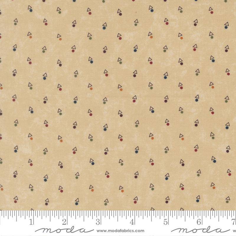 Quail Run Triangle Dot Tan