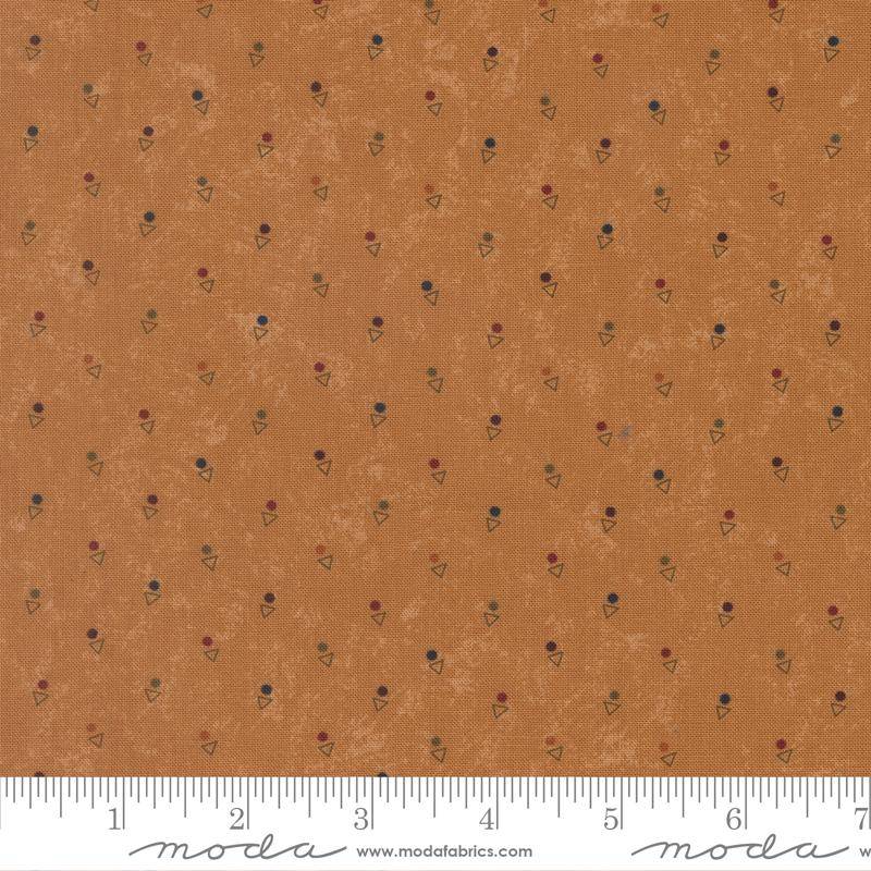 Quail Run Triangle Dot Amber