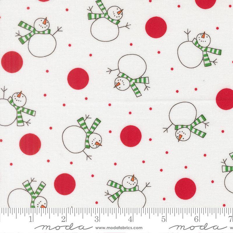 Snow Time Tossed Snowman - Winter White