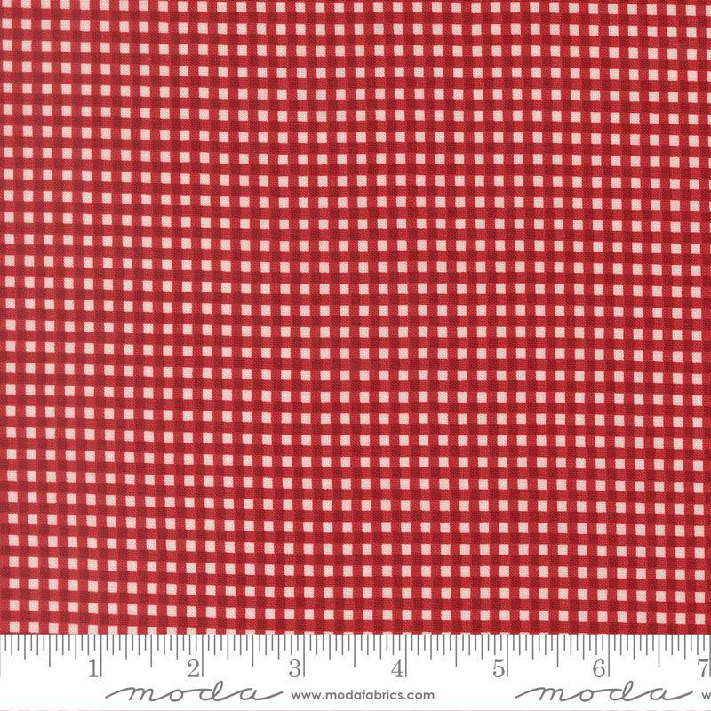 Chilly Gingham Red
