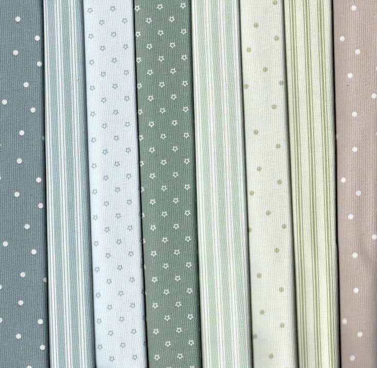Nest Fabric Pack - 8 Fat Quarters