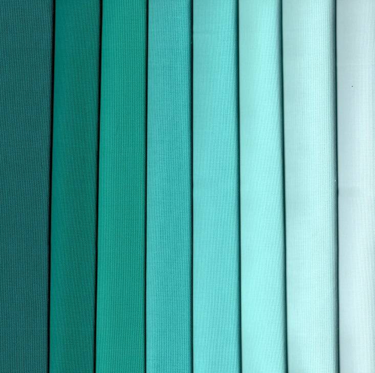 Kona Cotton Fabric Pack - 8 Fat Quarters