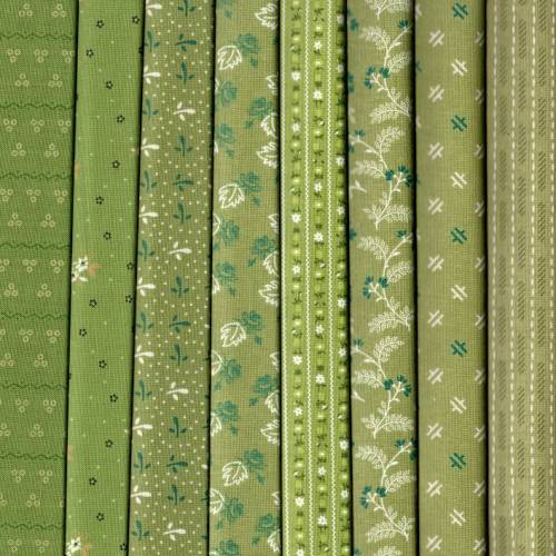 Lori Holt Fat-Quarters Fabric Pack - 8 Fat Quarters