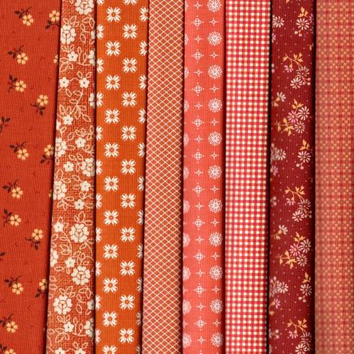 Lori Holt Fat-Quarters Fabric Pack - 8 Fat Quarters