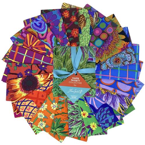 Kaffe Fassett Collective: August 2026 Fat Quarter Bundle