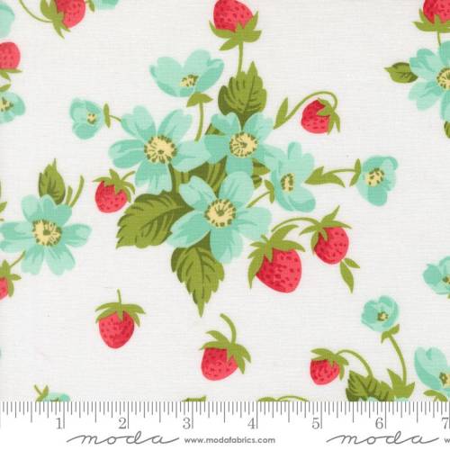 Bloomsberry In Bloom - White