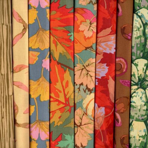 Golden Harvest Fabric Pack - 8 Fat Quarters