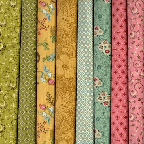 Love Struck Fabric Pack - 8 Fat Quarters
