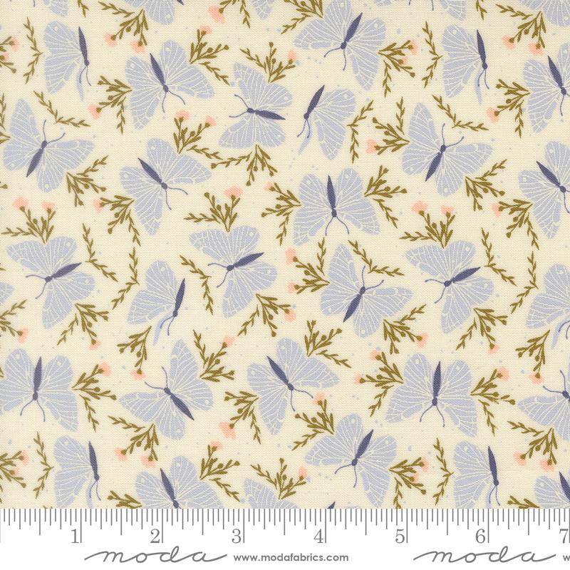 Wildbriar Flutter Vine - Porcelain