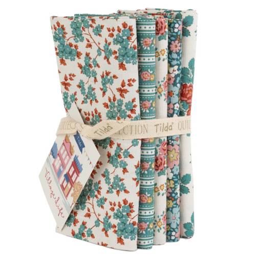 Village Life Fat Quarter Bundle - 5 fabrics