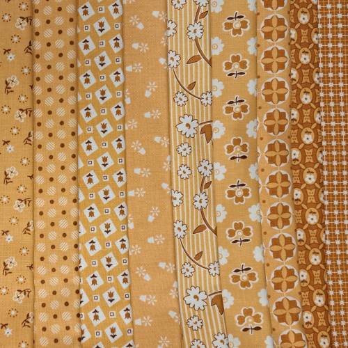 Denim & Daisy Fabric Pack - 9 Fat Quarters